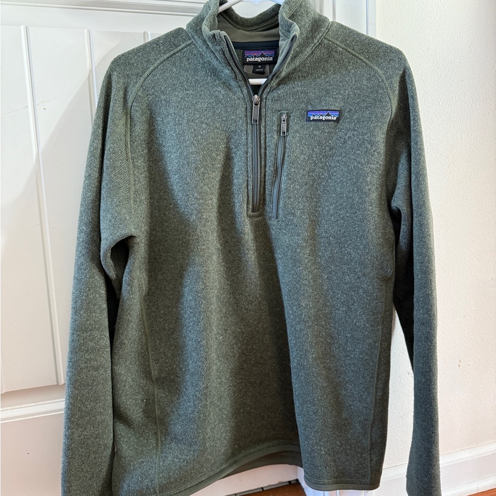 Patagonia Men’s Quarter Zip, Olive Green, Size M